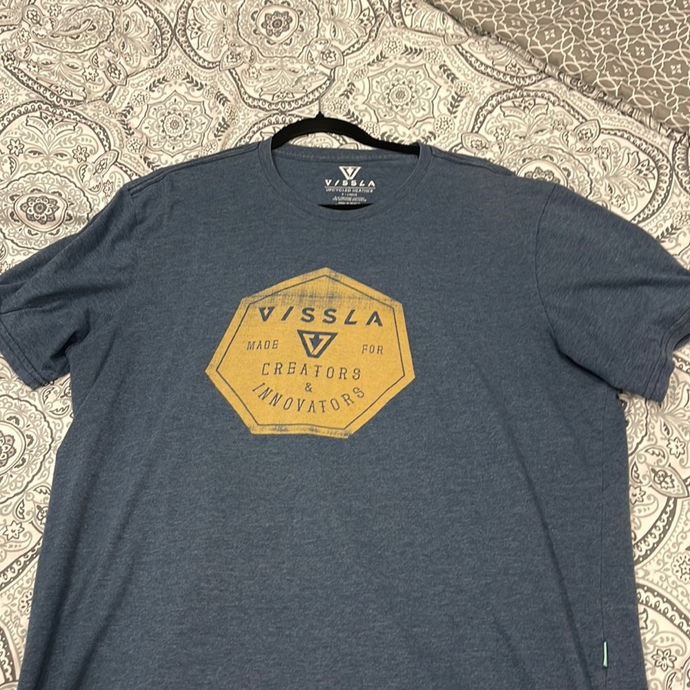 Vissla shirt
